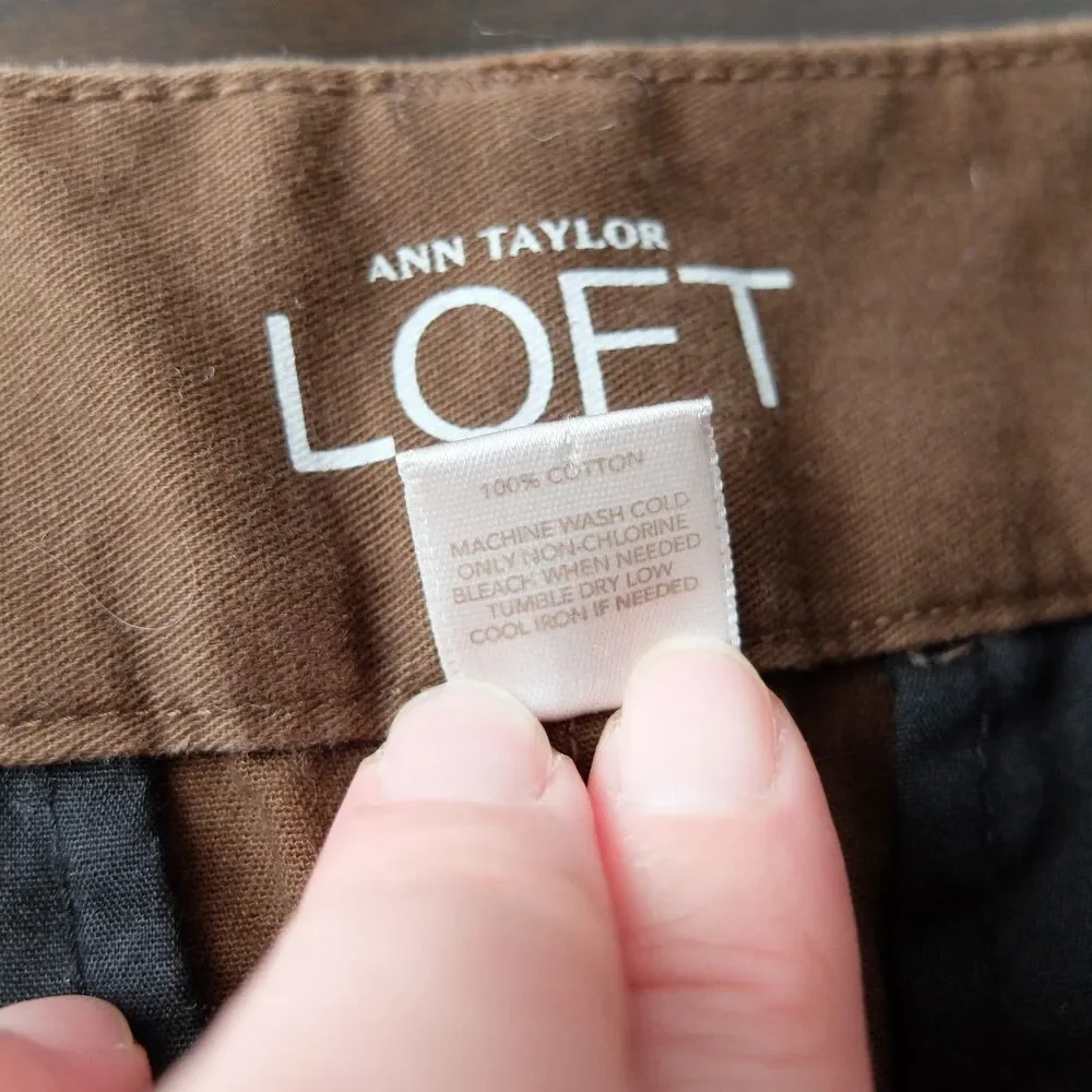 Ann Taylor LOFT Chocolate Brown Cotton Chino Shorts Size 0